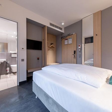 ראטינגן Serways Hotel Hoesel מראה חיצוני תמונה