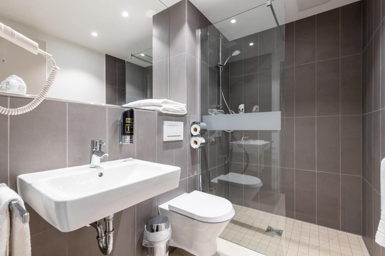 ראטינגן Serways Hotel Hoesel מראה חיצוני תמונה